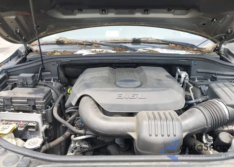 2011 Jeep Grand Cherokee Limited from USA, damaged, VIN 1J4RR5GG8BC602735